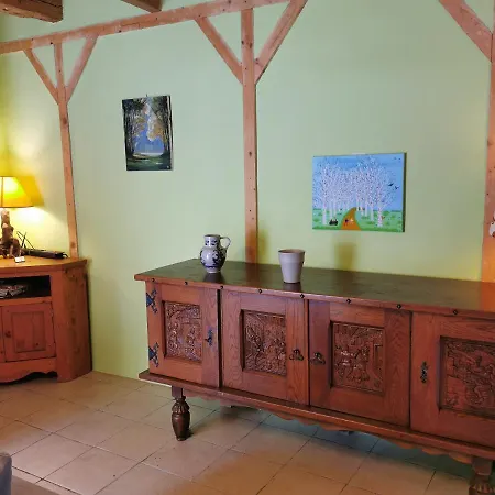 Ferme De Meraville בית נופש